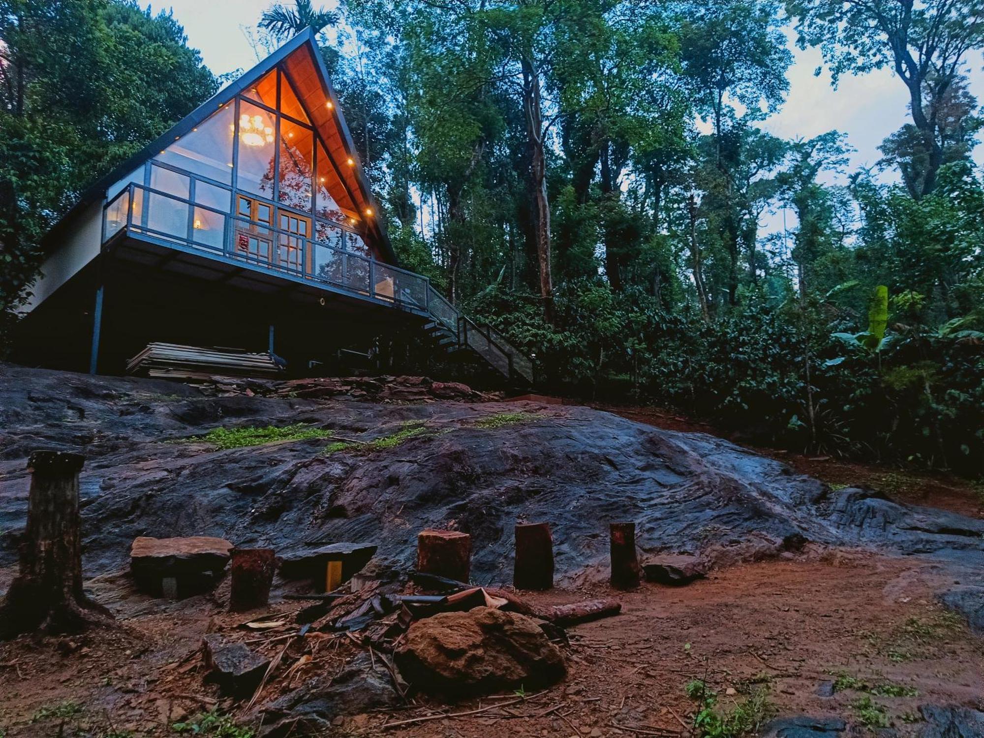 Whiskeywoods Villa Madikeri Ngoại thất bức ảnh